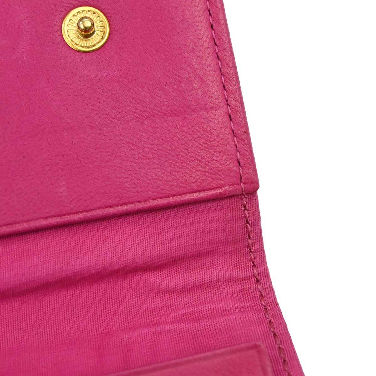 Chanel Pink Caviar Skin Six Hook Key Case Small Good