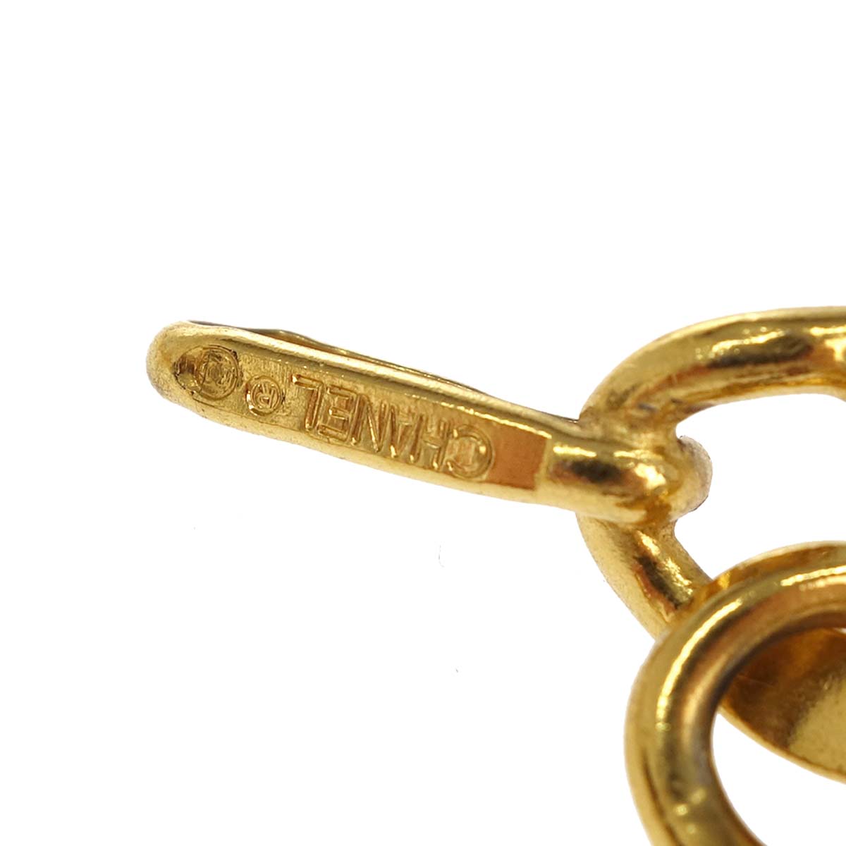 Chanel Chain Belt Medallion Gold Small Good