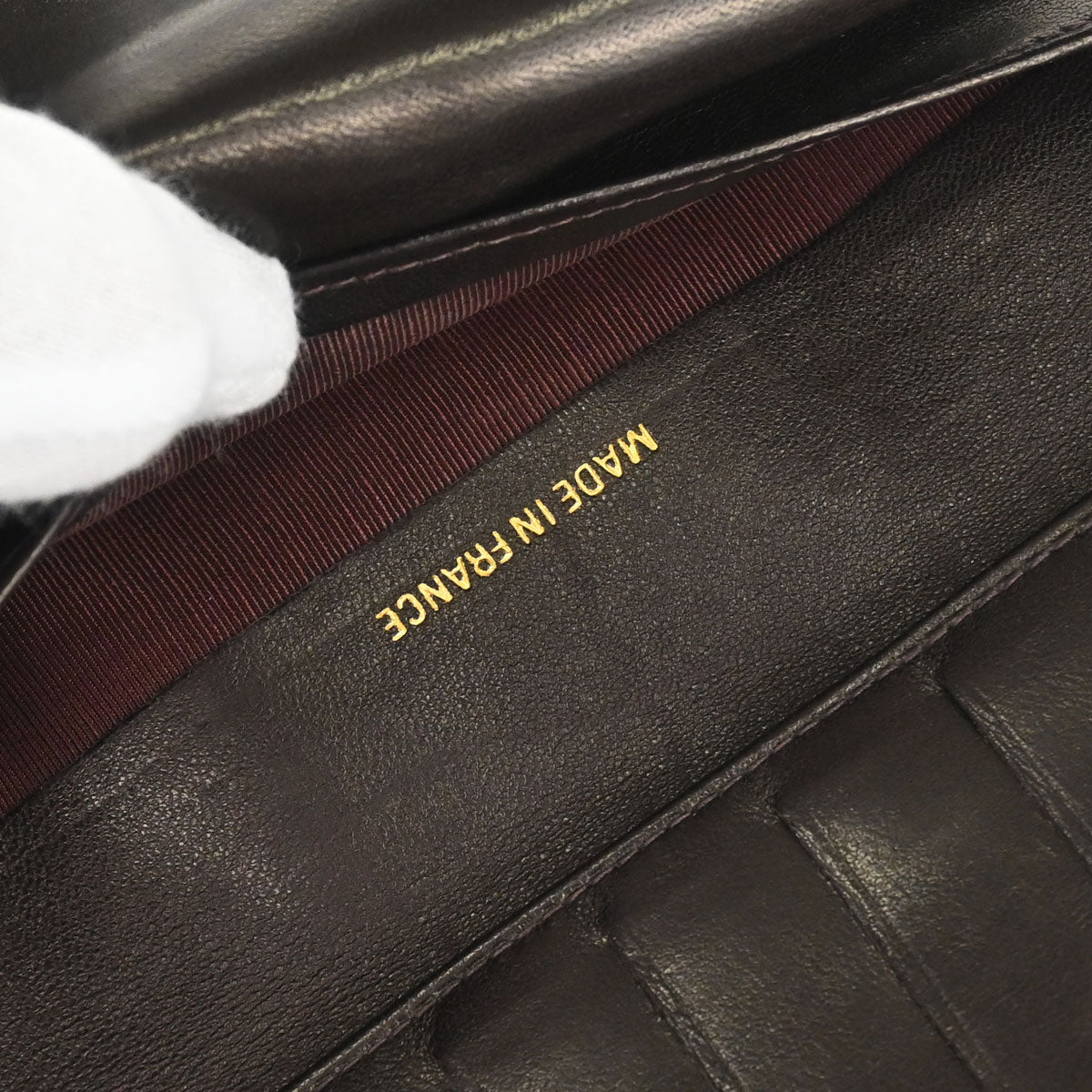 Chanel 2002-2003 Brown Caviar Skin Long Bifold Wallet Purse