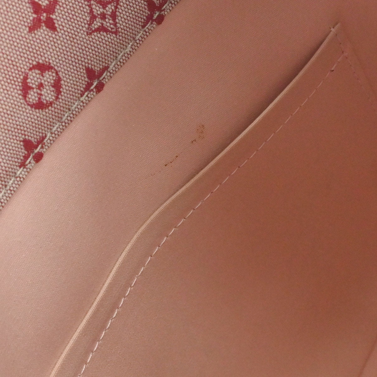 Louis Vuitton Monogram Mini Besace Mary Kate M92321