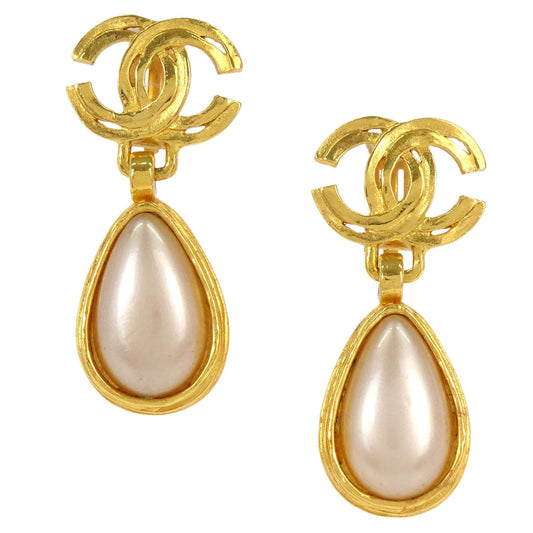 Chanel CC Teardrop Costume Pearl Dangle Clip-On Earrings 97A