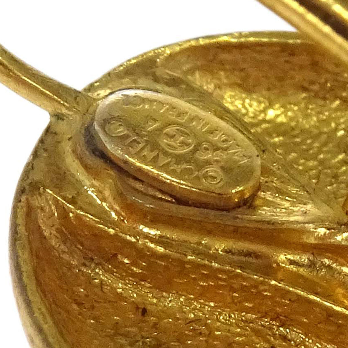 Chanel Button Pierced Earrings Gold 96A