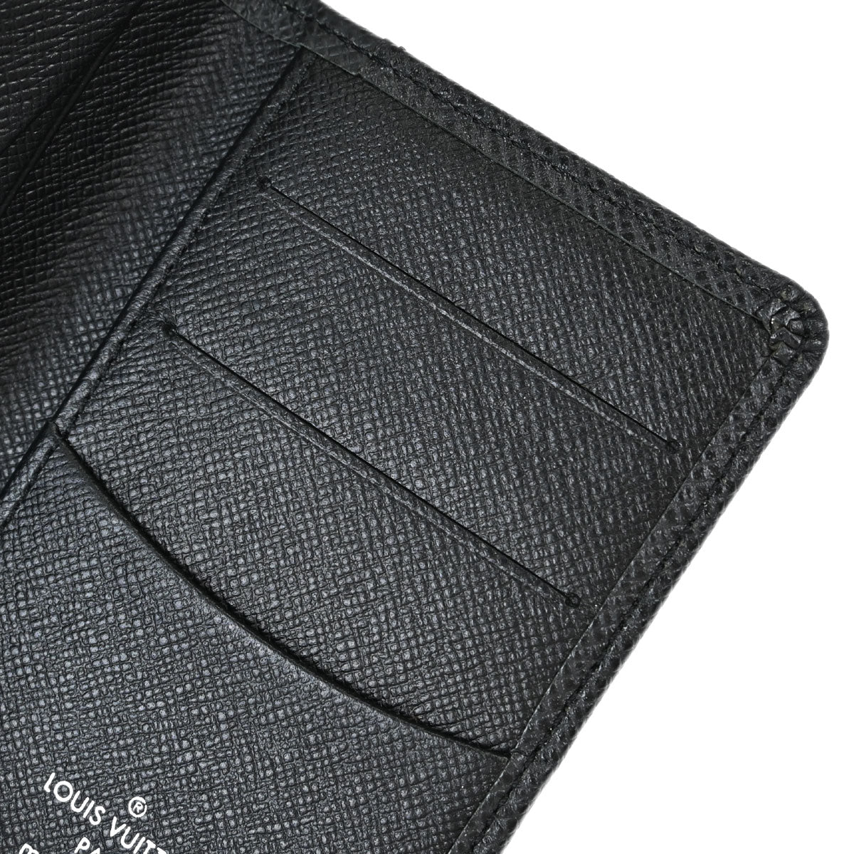 Louis Vuitton Black Taiga Organizer De Poche Cardholder M30512