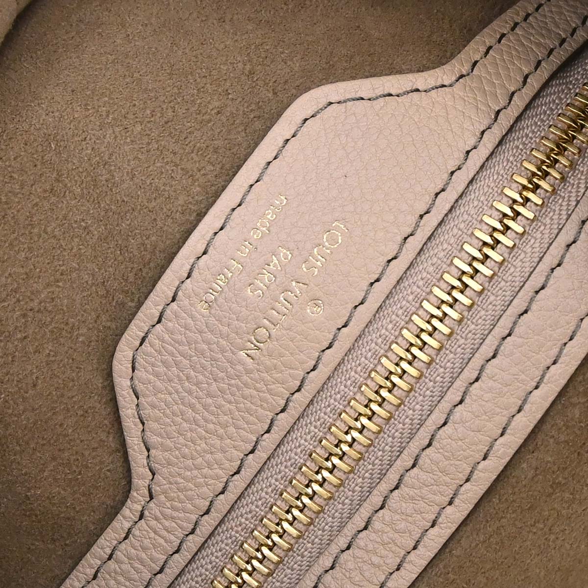 Louis Vuitton Beige Mahina Selene MM 2way Shoulder Handbag M94275