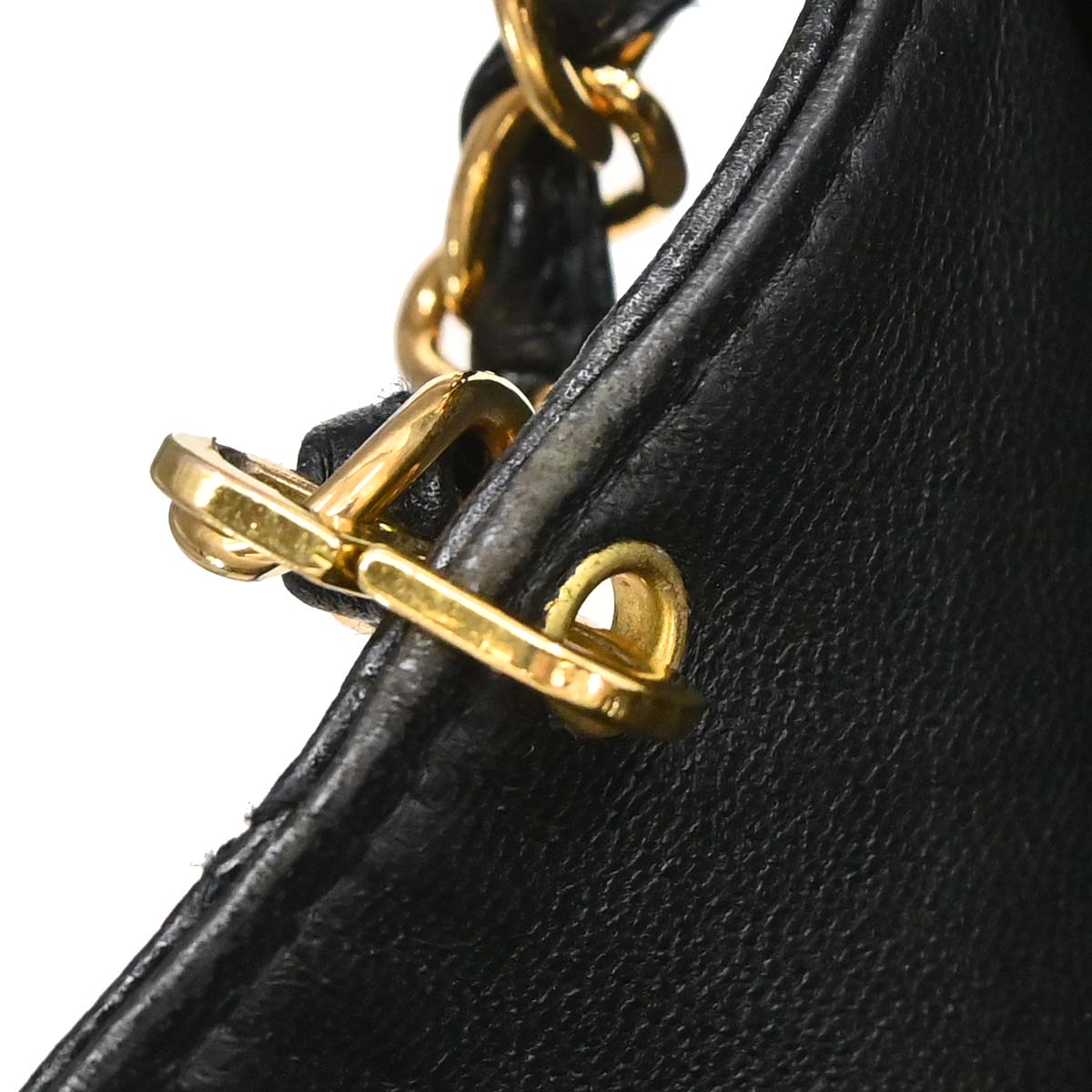 Chanel 1997-1999 Black Caviar Jumbo Classic Single Flap Shoulder Bag