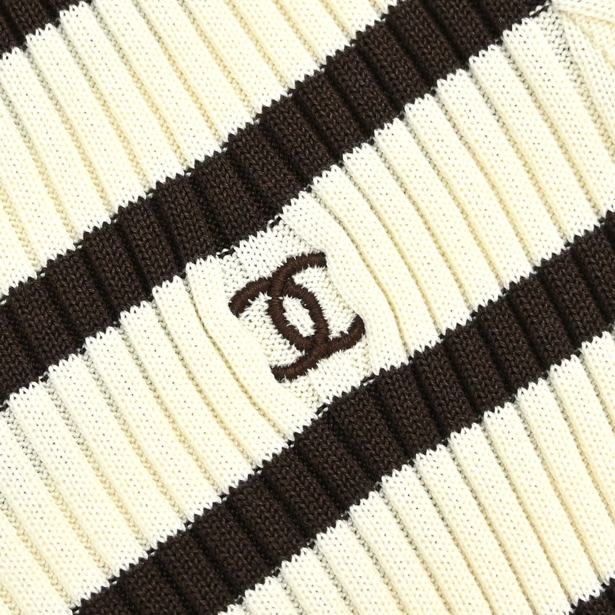 Chanel 1998 Short Sleeve Border Top Ivory Brown #38
