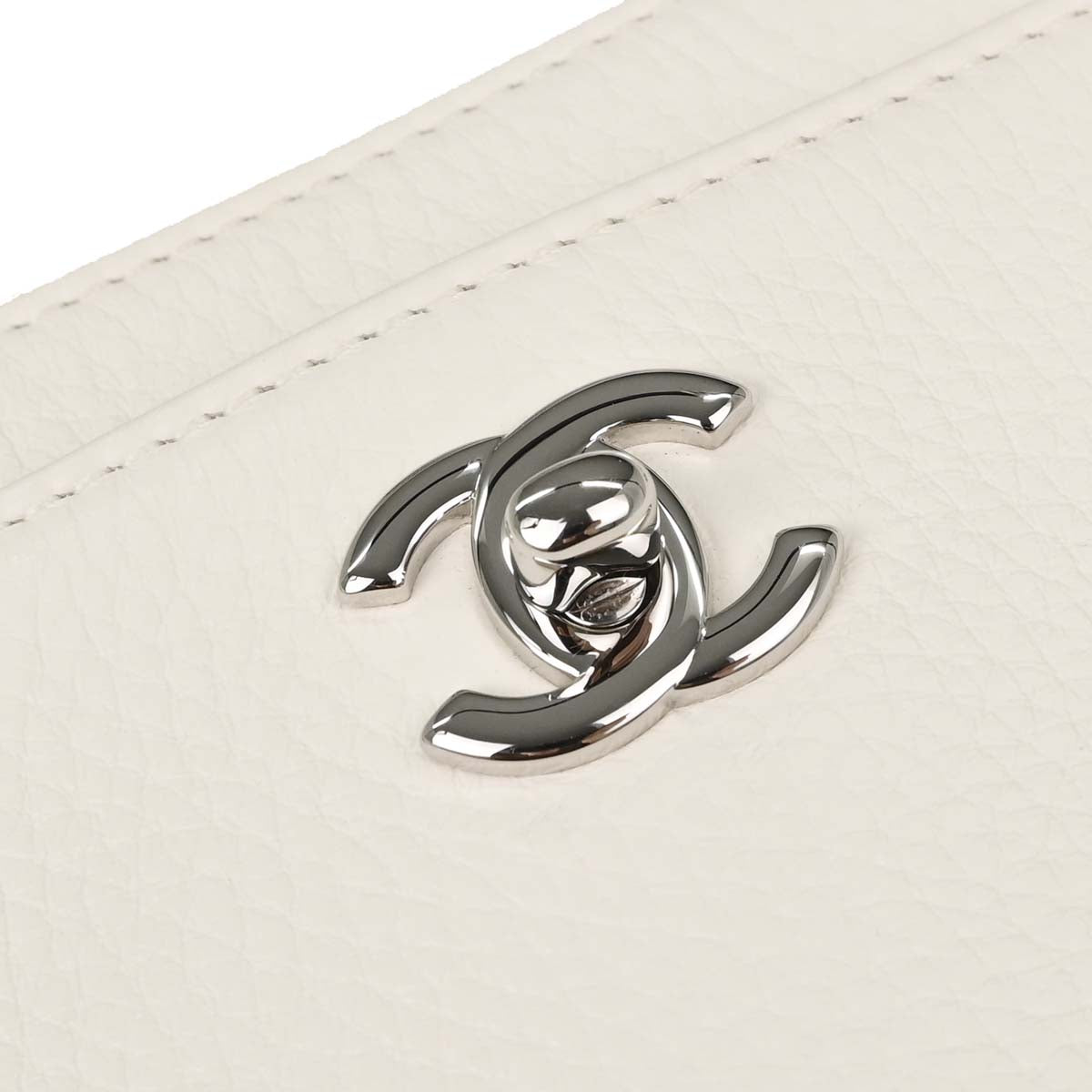 Chanel 2015-2016 White Deerskin Executive Cerf Tote Bag