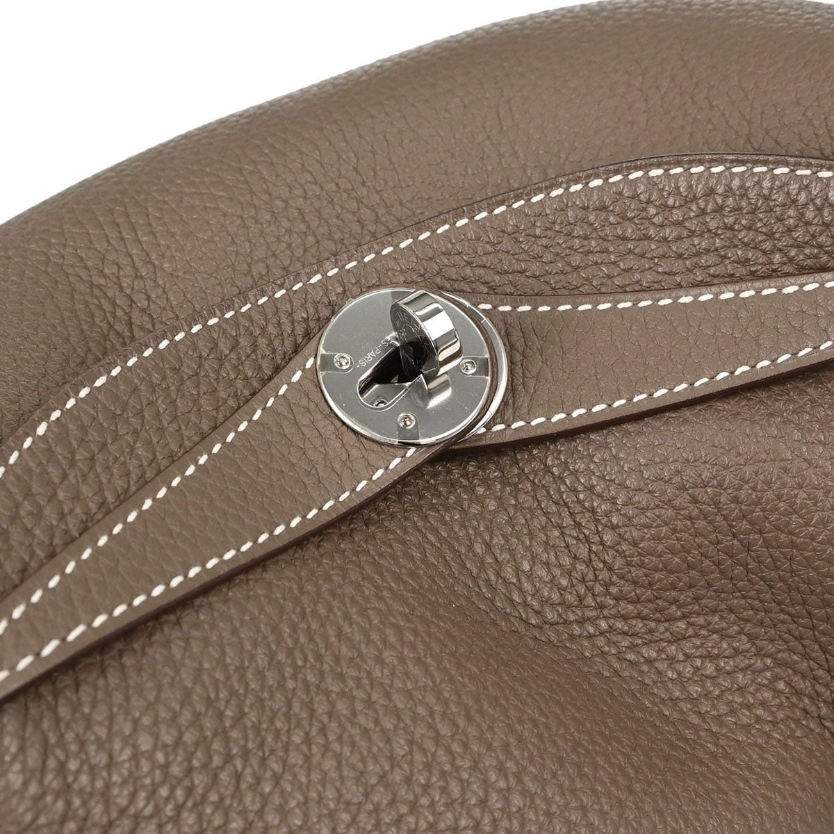 Hermes Etoupe Gray Taurillon Clemence Lindy 26 Shoulder Bag