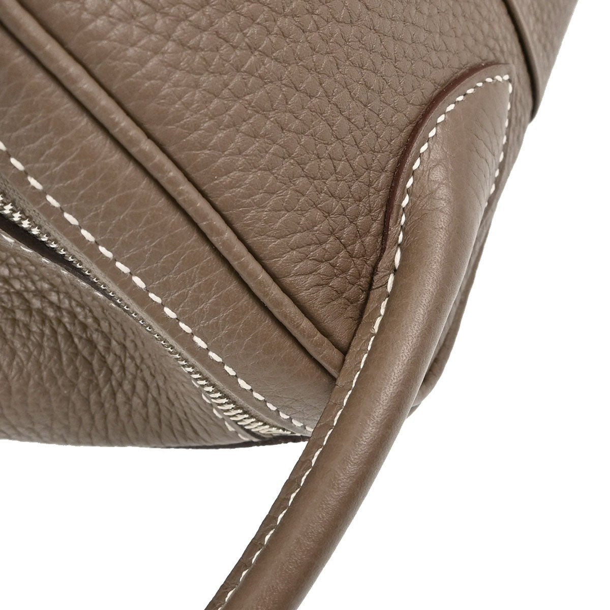 Hermes Etoupe Gray Taurillon Clemence Lindy 26 Shoulder Bag