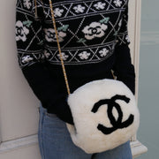 Chanel 2001手臂暖袋毛皮