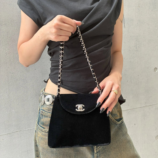 Chanel 1996-1997 Black Velvet Chain Handbag