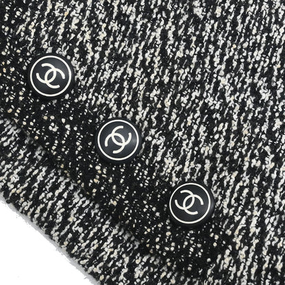 Chanel 1997 Single Breasted Collarless Jacket Black #46