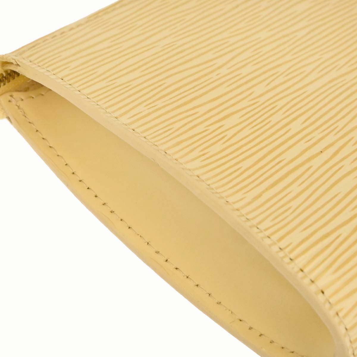 Louis Vuitton White Epi Pochette Accessoires 24 Handbag M5294A