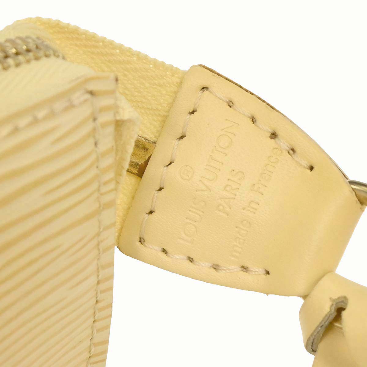 Louis Vuitton White Epi Pochette Accessoires 24 Handbag M5294A