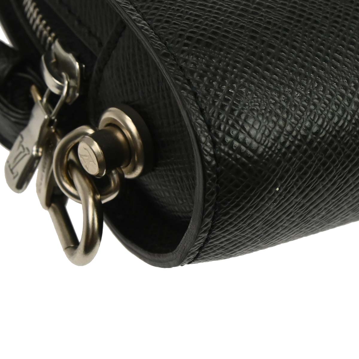 Louis Vuitton Black Taiga Baikal Clutch Bag M30182