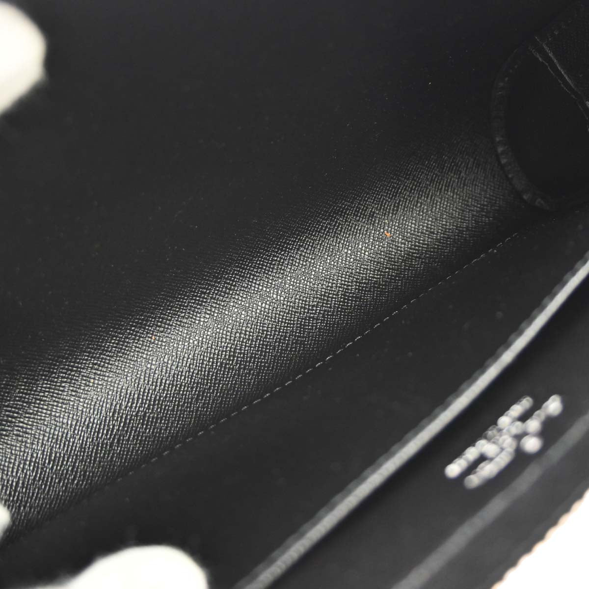 Louis Vuitton Black Taiga Baikal Clutch Bag M30182