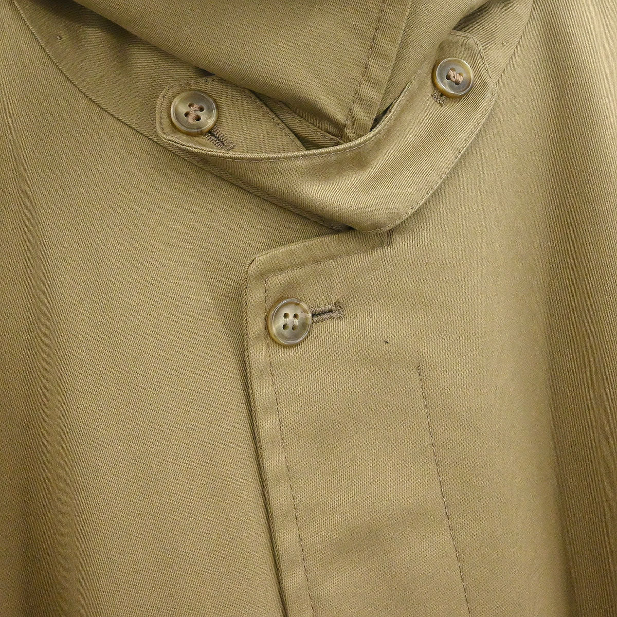 Yves Saint Laurent Trench Coat Beige