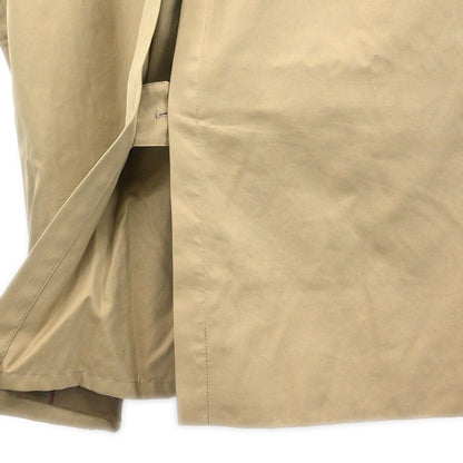 Burberrys Trench Coat Beige