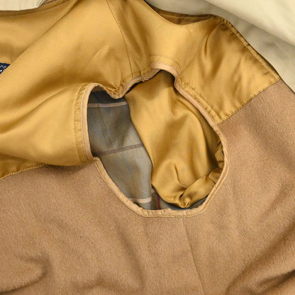 Burberrys Trench Coat Beige