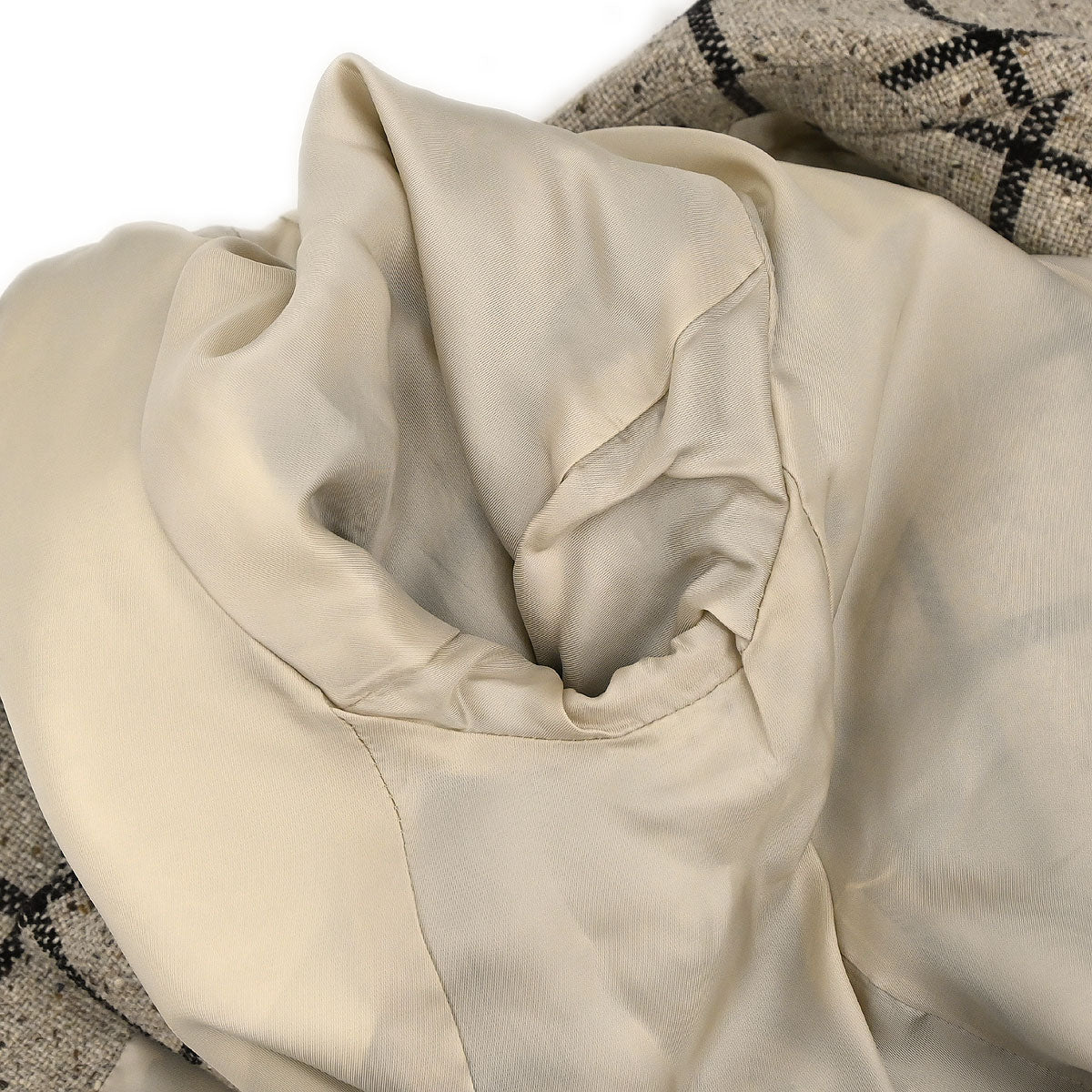Yves Saint Laurent Coat Beige #36