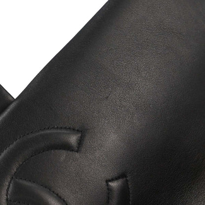 Chanel 1994-1996 Black Lambskin Maxi Classic Flap Shoulder Bag