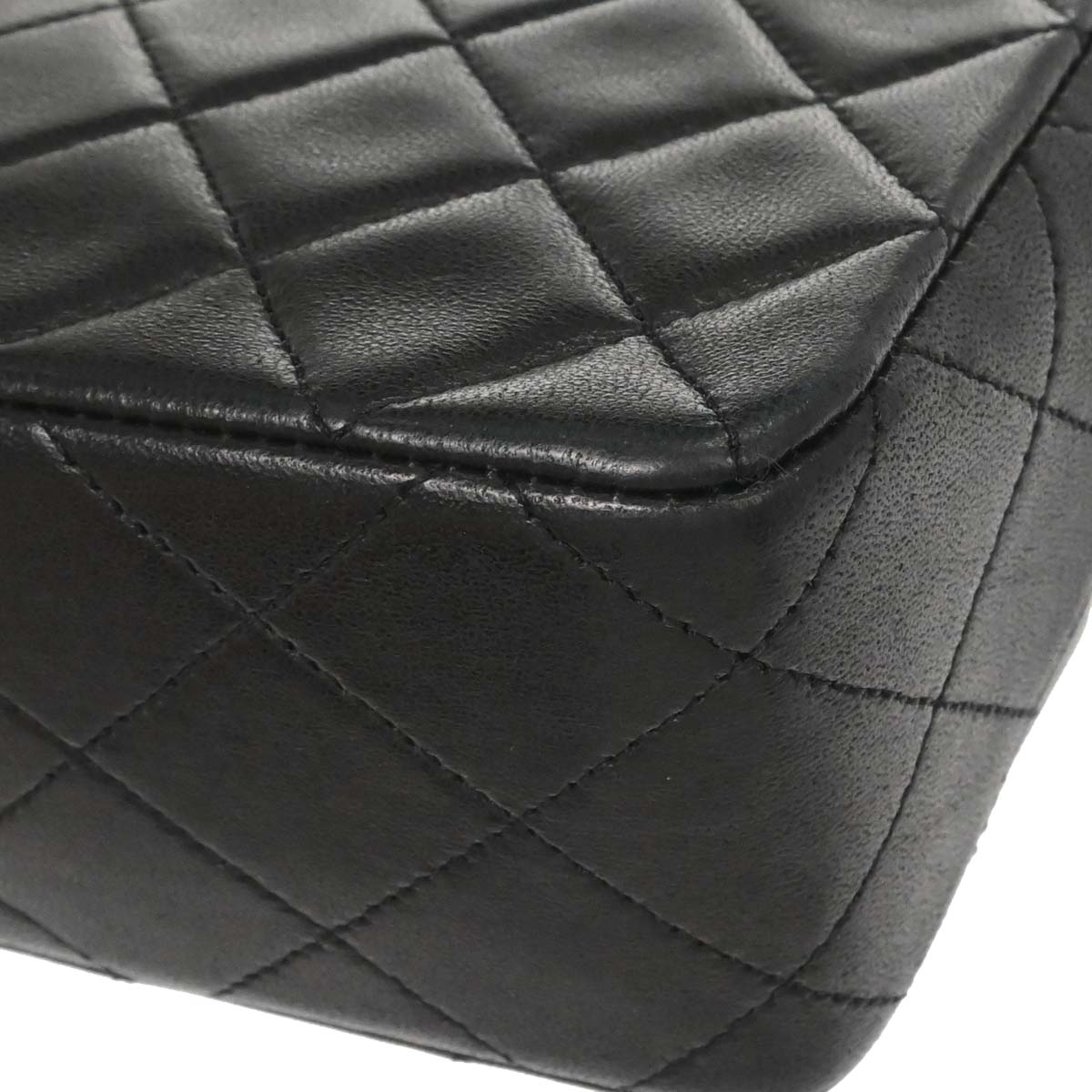 Chanel Black Lambskin Classic Square Flap Shoulder Bag 20