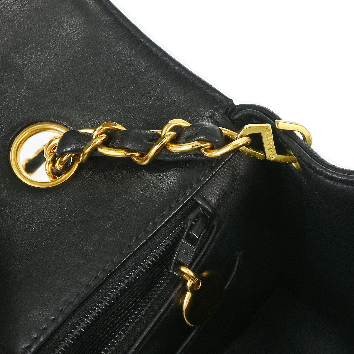 Chanel 1996-1997 Black Lambskin Small Diana Shoulder Bag
