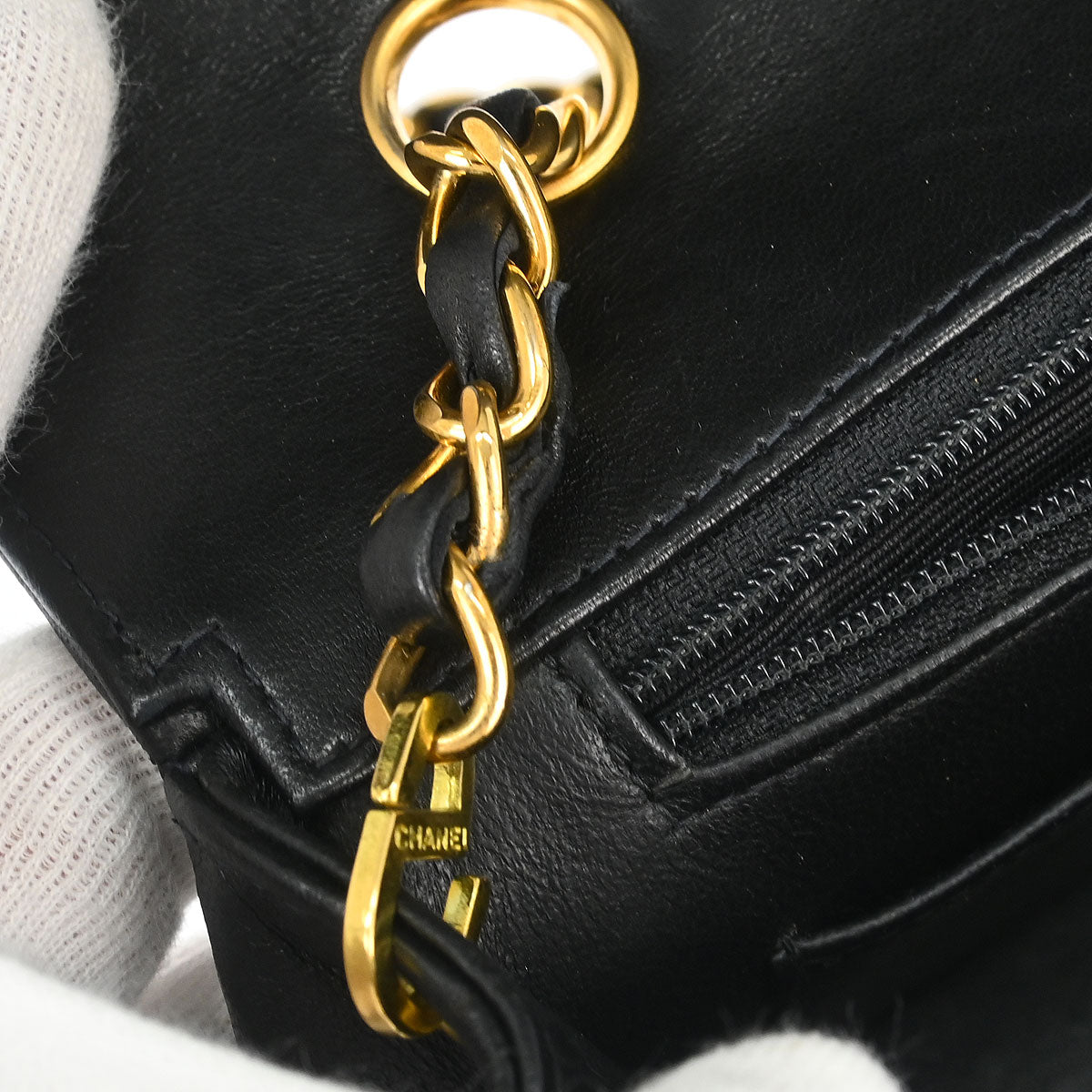 Chanel 1996-1997 Black Lambskin Small Diana Shoulder Bag