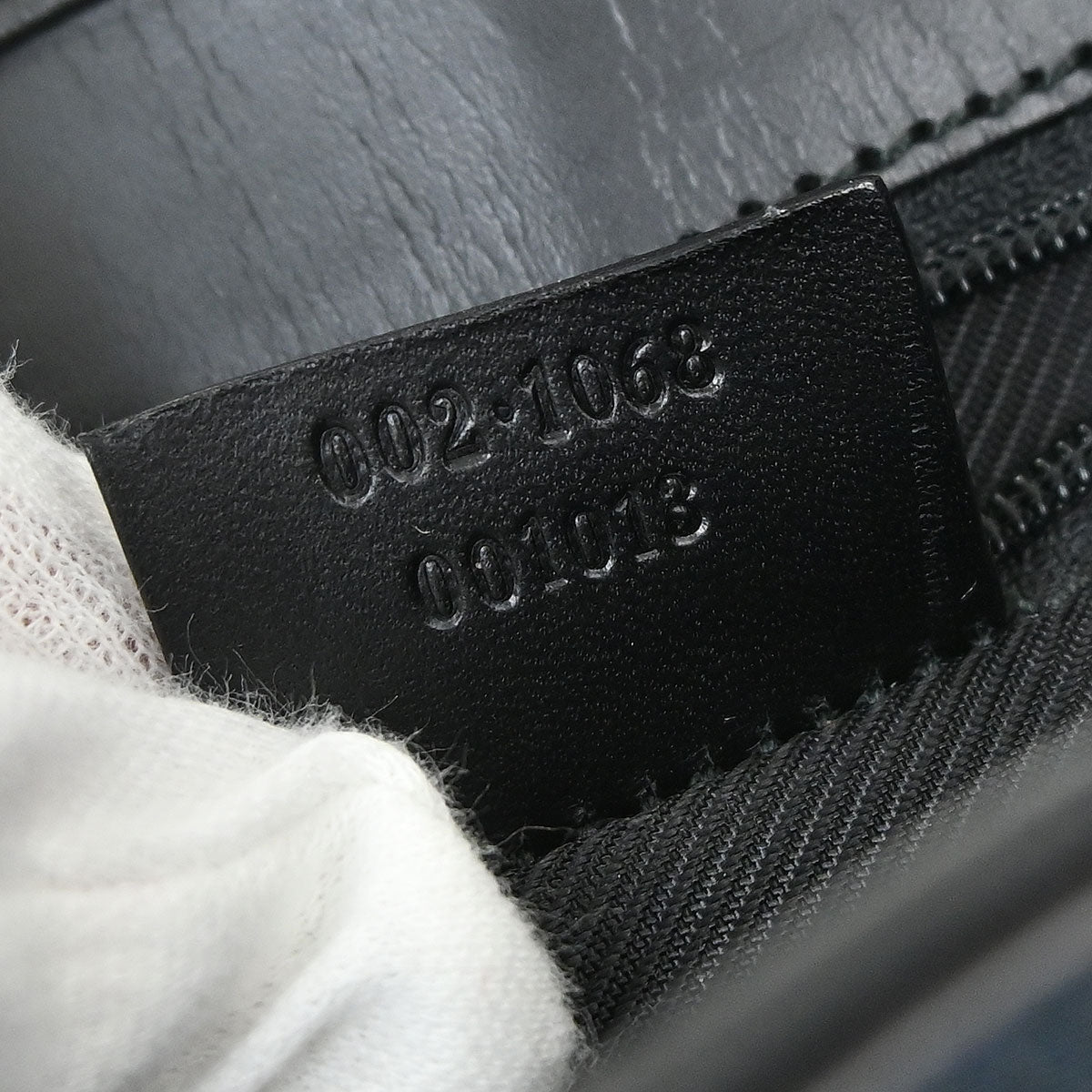Gucci Black Canvas GG Jackie Handbag