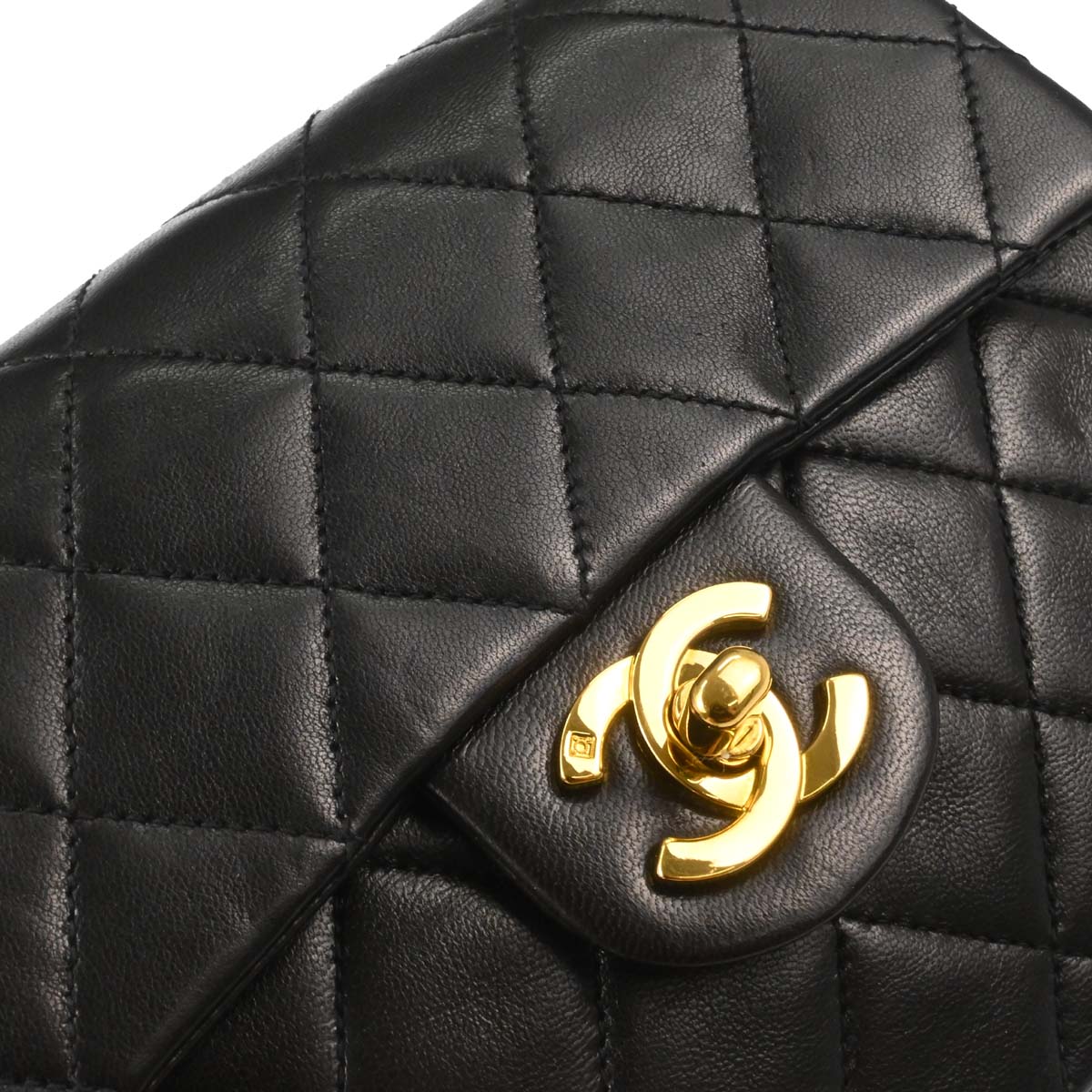 Chanel 1994-1996 Black Lambskin Mini Classic Square Flap Shoulder Bag 17