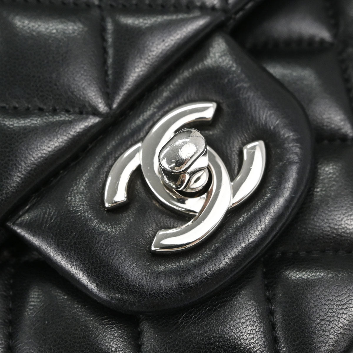 Chanel 2013-2014 Black Lambskin Medium Classic Double Flap Shoulder Bag