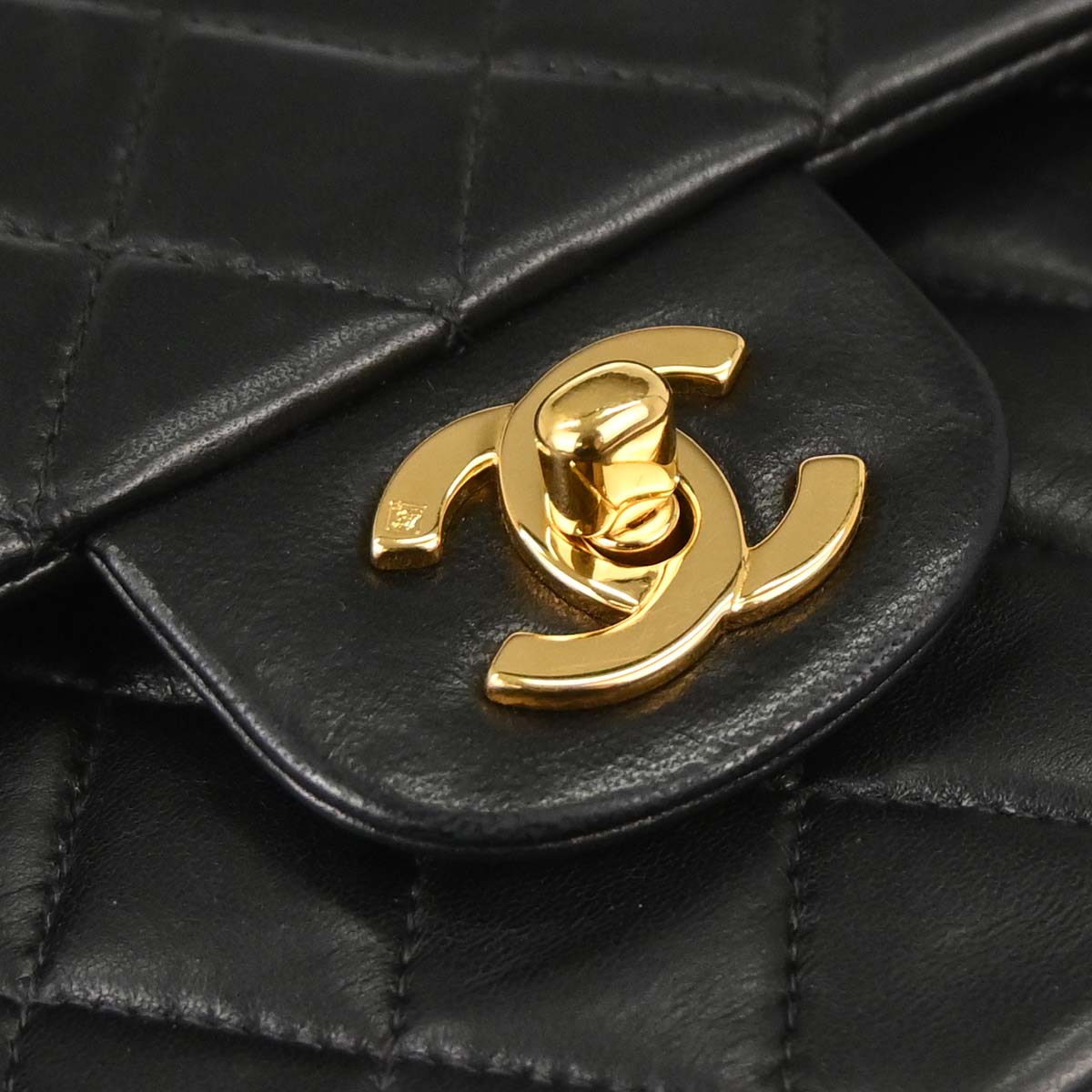 Chanel 2000-2002 Black Lambskin Small Classic Double Flap Shoulder Bag