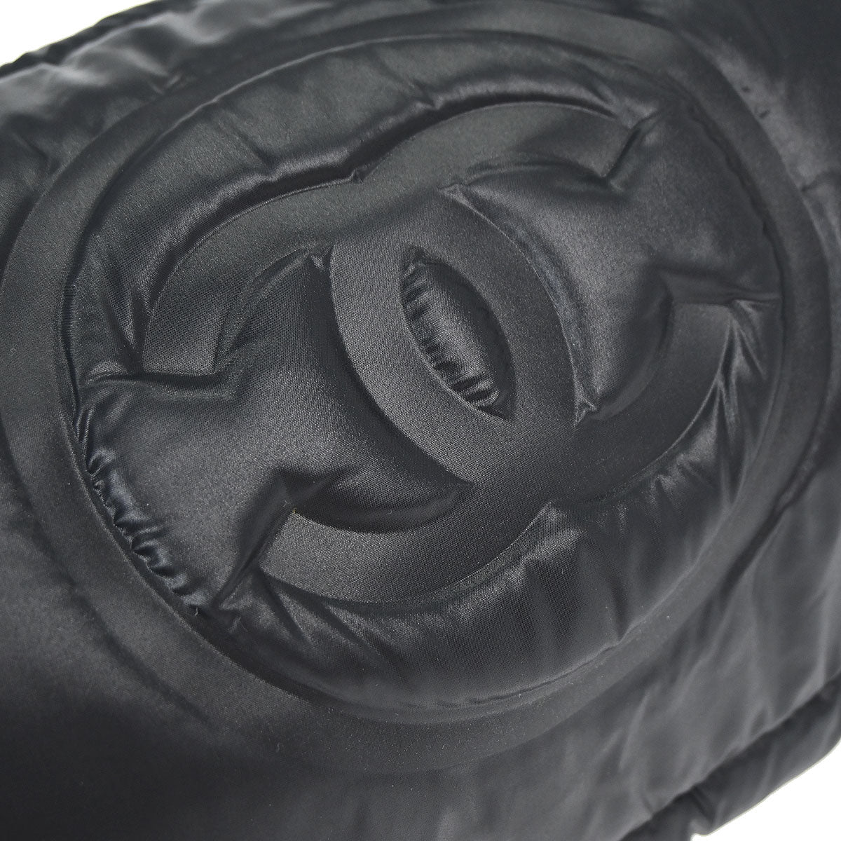 Chanel Black Nylon Coco Neige Doudoune 2way Shoulder Tote Bag