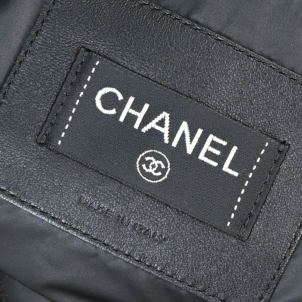 Chanel Black Nylon Coco Neige Doudoune 2way Shoulder Tote Bag