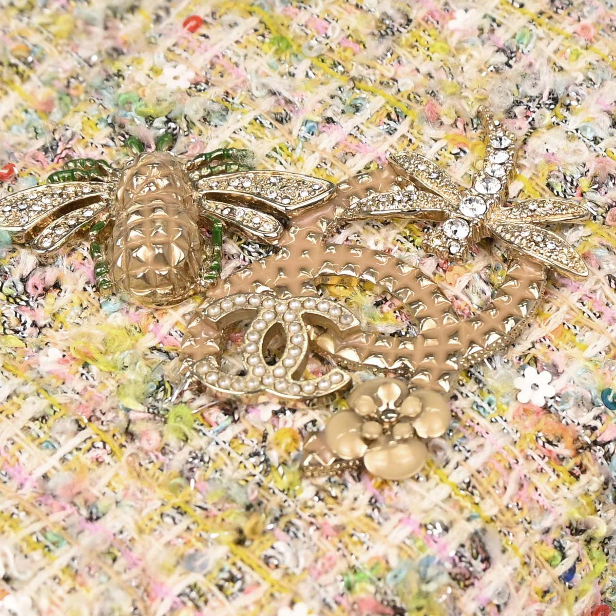 Chanel White Tweed Garden Party Medium Classic Double Flap Shoulder Bag