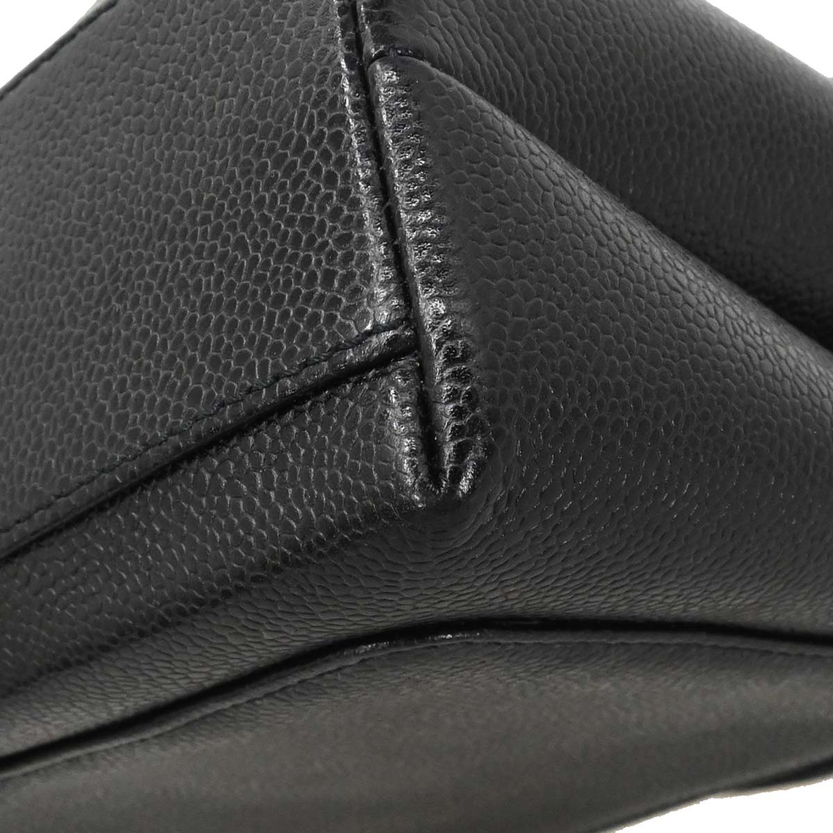 Chanel 1997-1999 Black Caviar Skin Kelly Handbag