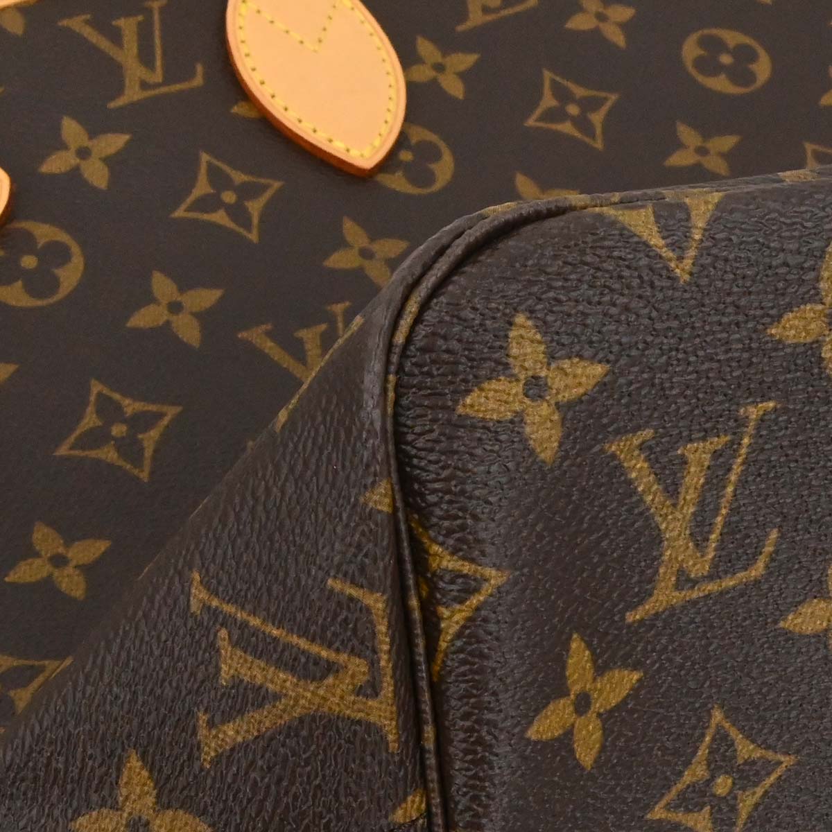 Louis Vuitton Monogram Neverfull MM Shoulder Tote Bag M40156
