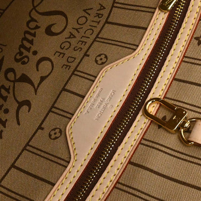 Louis Vuitton Monogram Neverfull MM Shoulder Tote Bag M40156