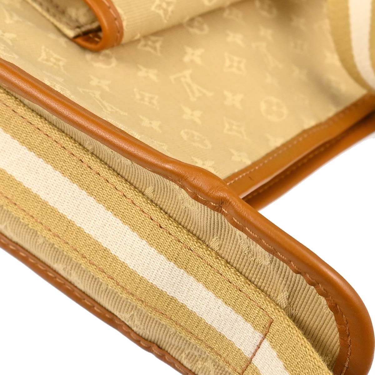 Louis Vuitton Monogram Mini Besace Mary Kate Shoulder Bag M92323