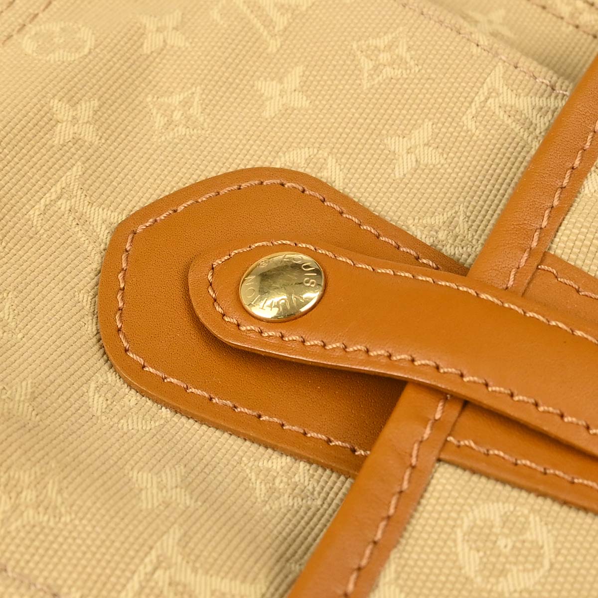 Louis Vuitton Monogram Mini Besace Mary Kate Shoulder Bag M92323