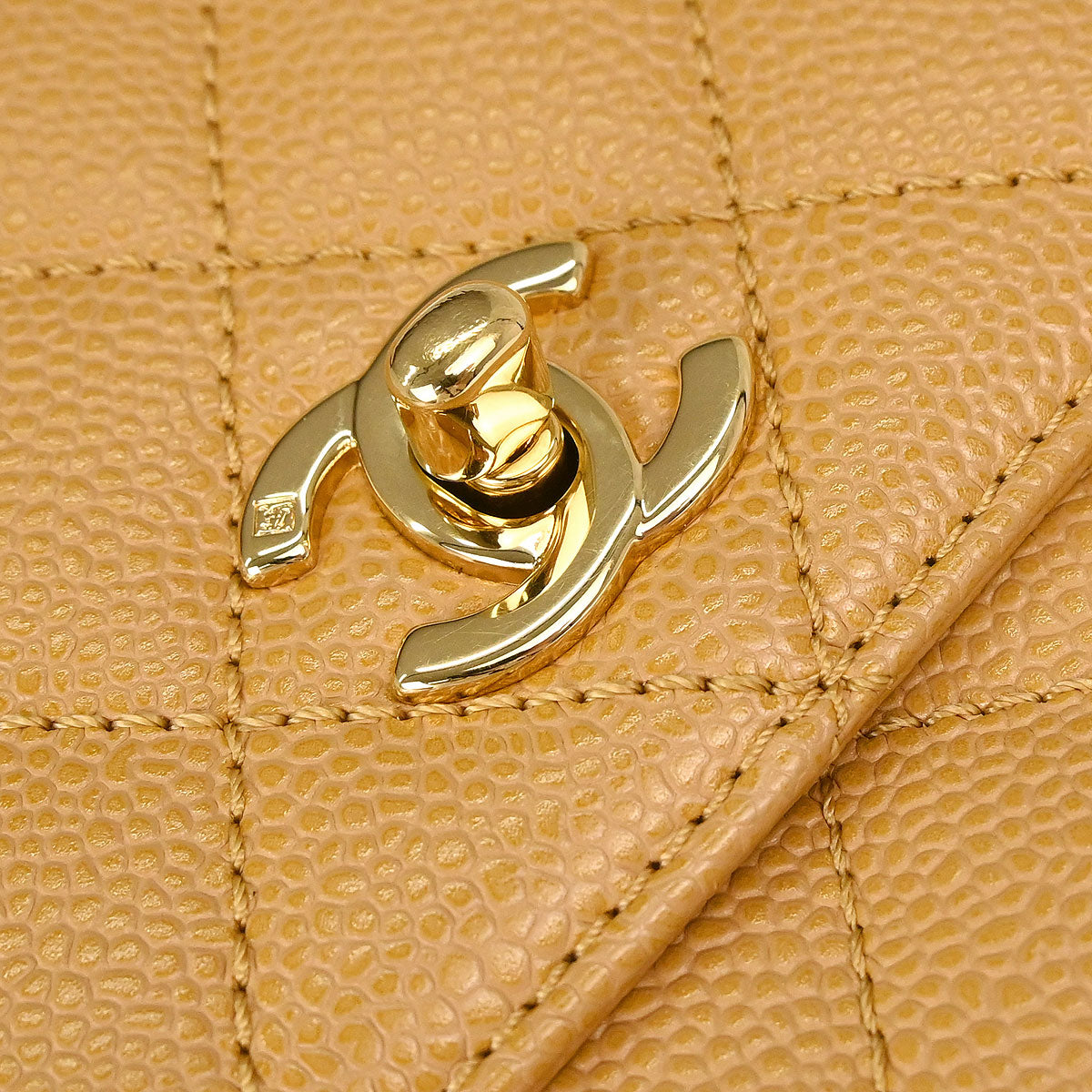 Chanel 2003-2004 Beige Caviar Skin Kelly Handbag