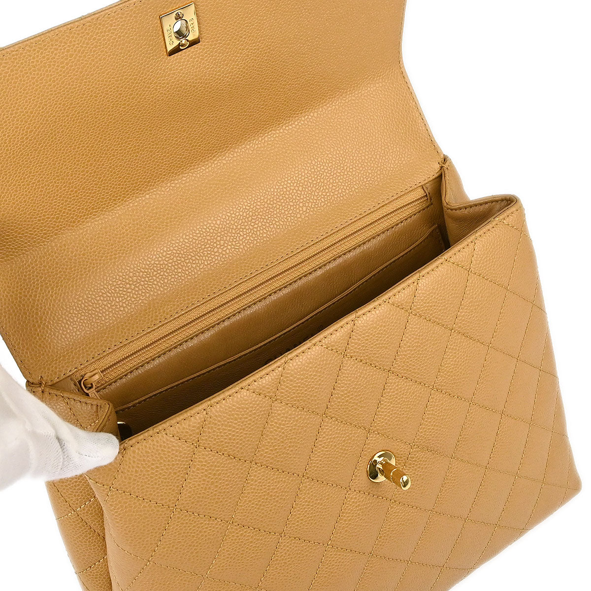 Chanel 2003-2004 Beige Caviar Skin Kelly Handbag