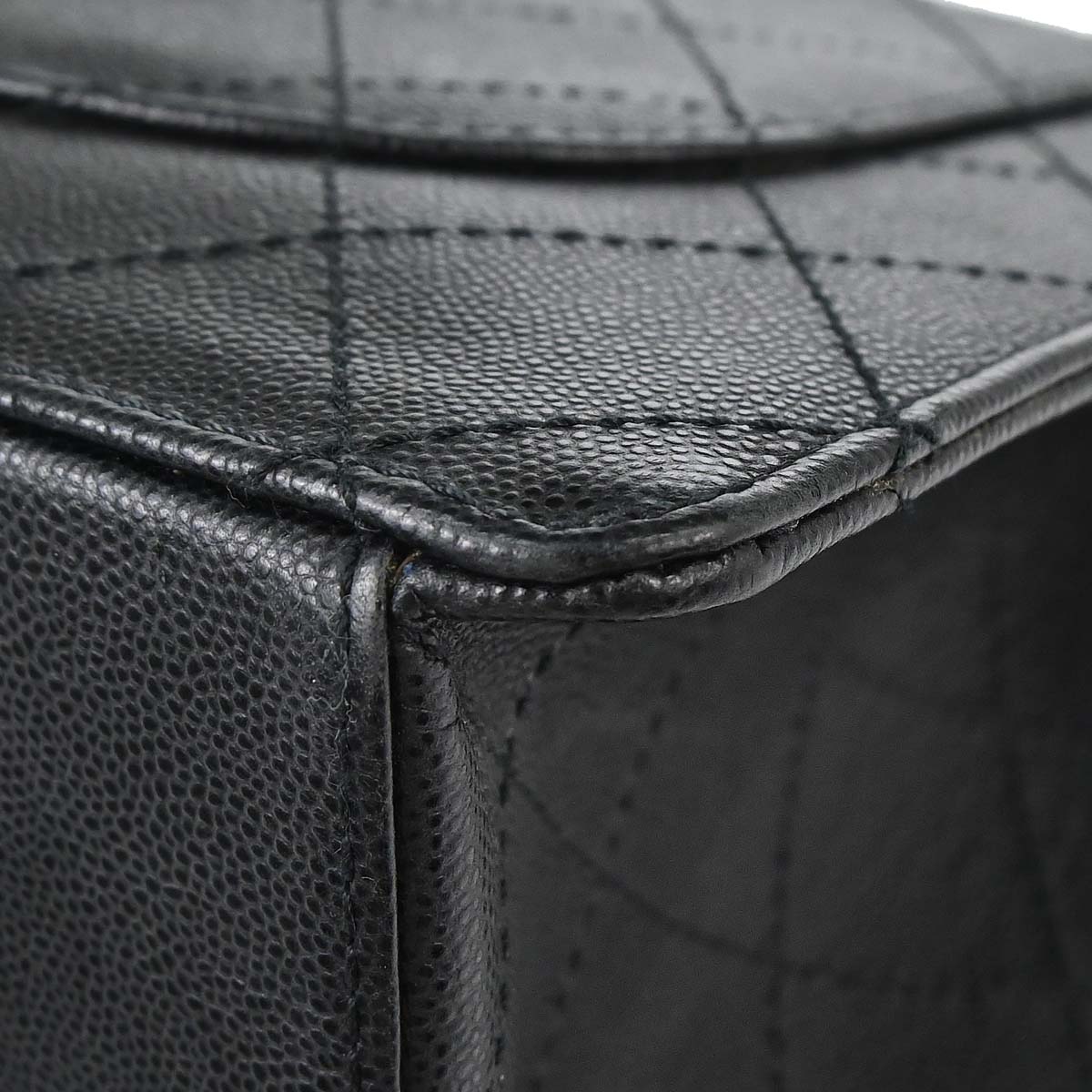 Chanel 1997-1999 Black Caviar Skin Jumbo Classic Flap Shoulder Bag