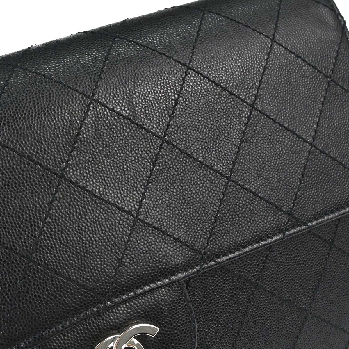 Chanel 1997-1999 Black Caviar Skin Jumbo Classic Flap Shoulder Bag