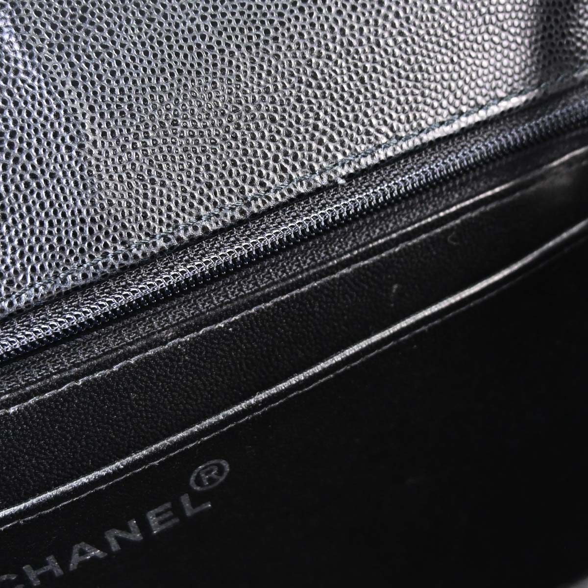 Chanel 1997-1999 Black Caviar Skin Jumbo Classic Flap Shoulder Bag
