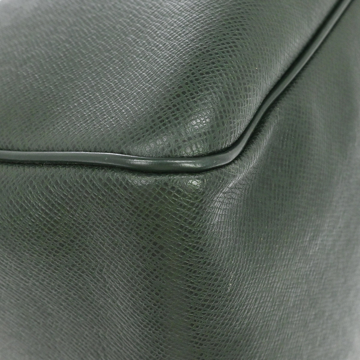 Louis Vuitton Green Taiga Kendall GM Duffle 2way Handbag M30114