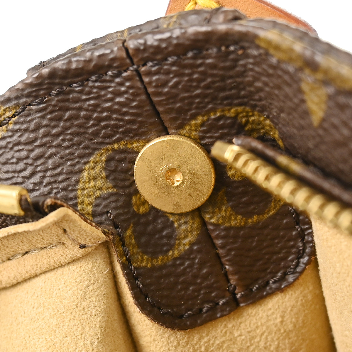 Louis Vuitton Monogram Looping MM Handbag M51146