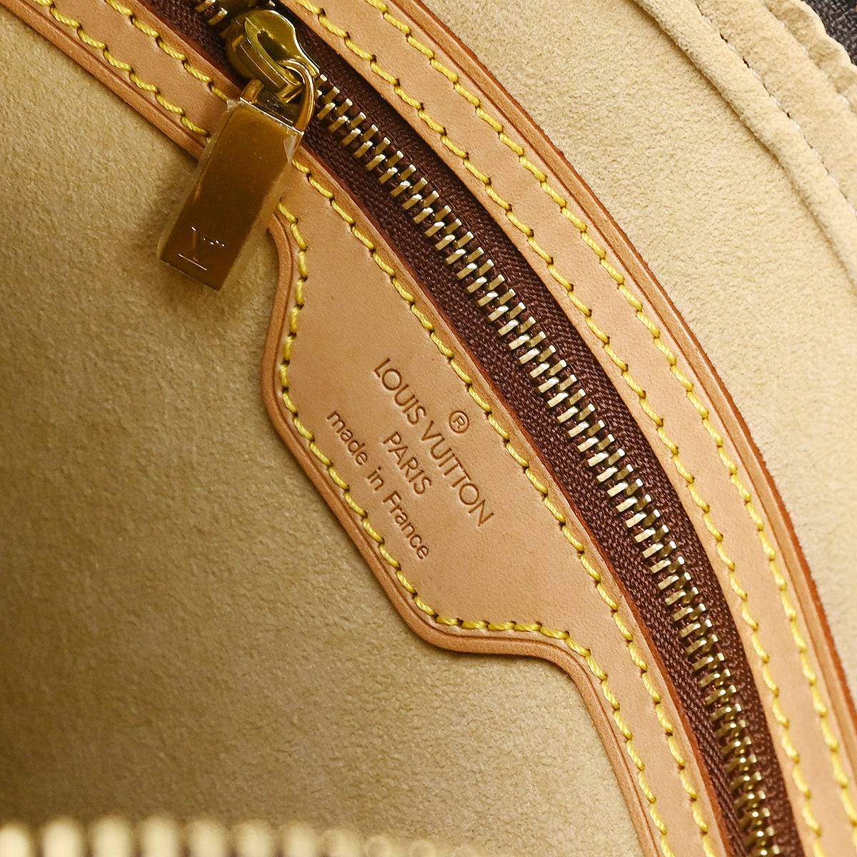 Louis Vuitton Monogram Looping MM Handbag M51146