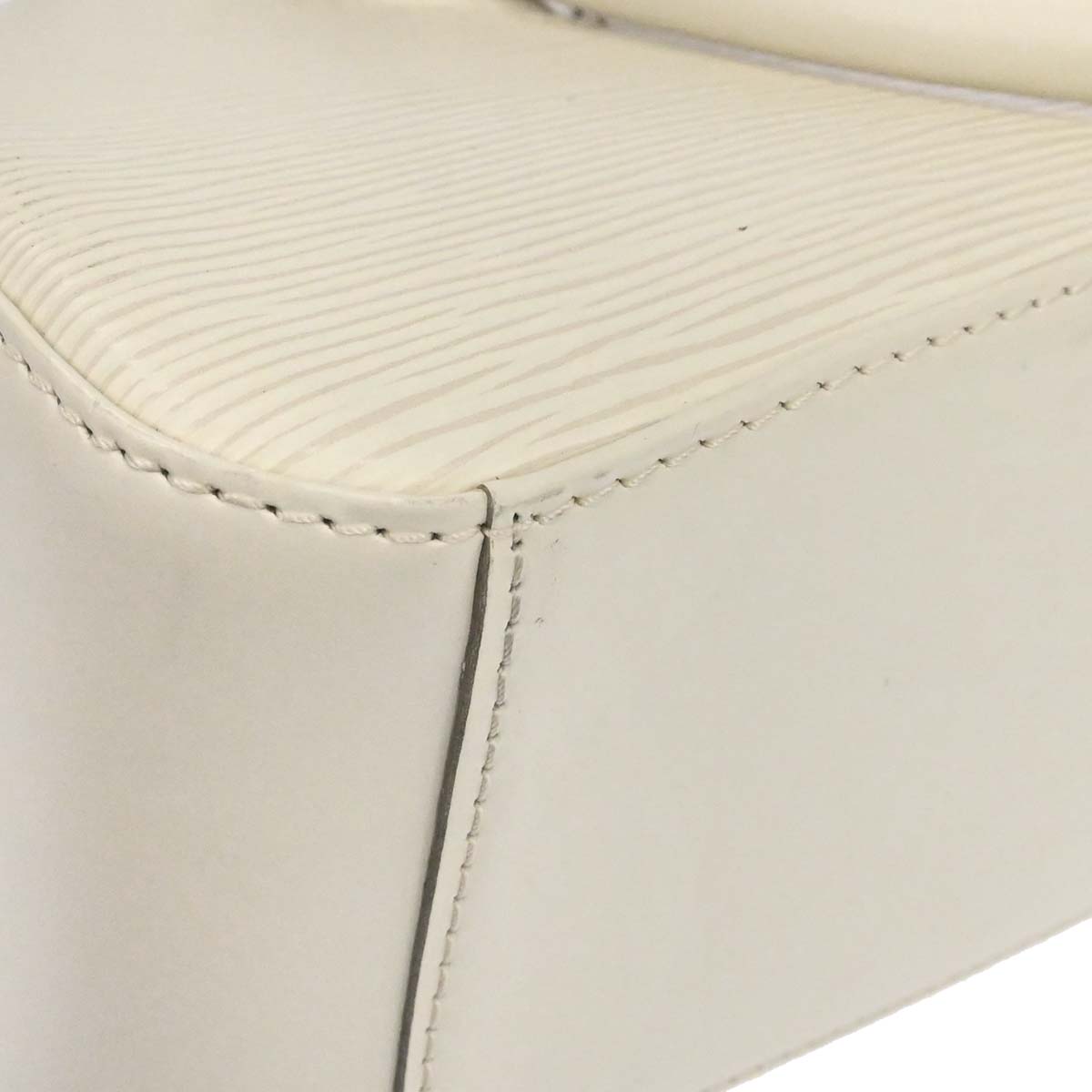 Louis Vuitton White Epi Jasmin Handbag M5208J