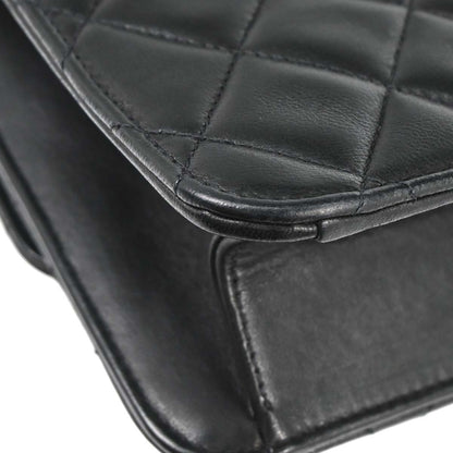 Chanel 1997-1999 Black Lambskin Turnlock Medium Shoulder Bag